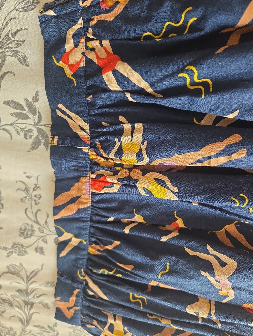 ModCloth Synchronized Swimmers Pleated Cotton Skirt Navy Medium - Picture 5 of 16